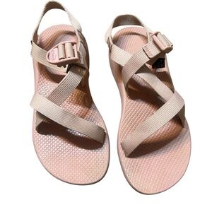 Chaco Women's Z/1 Classic Sandals size 10 pink Strappy outdoor beach comfy
